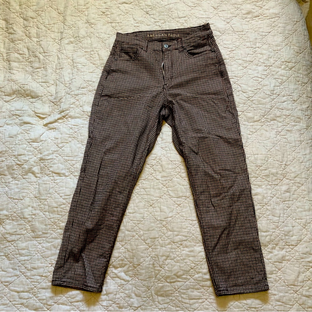 American eagle “mom jean”